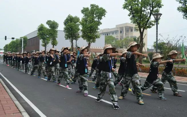 南京儿童奔跑吧夏令营,奔跑吧少年夏令营报名南京
