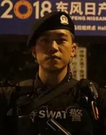 成都特警夜巡,成都特警最新消息