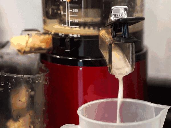 经常吃甜食的女生,爱吃甜食的女生长得可爱吗