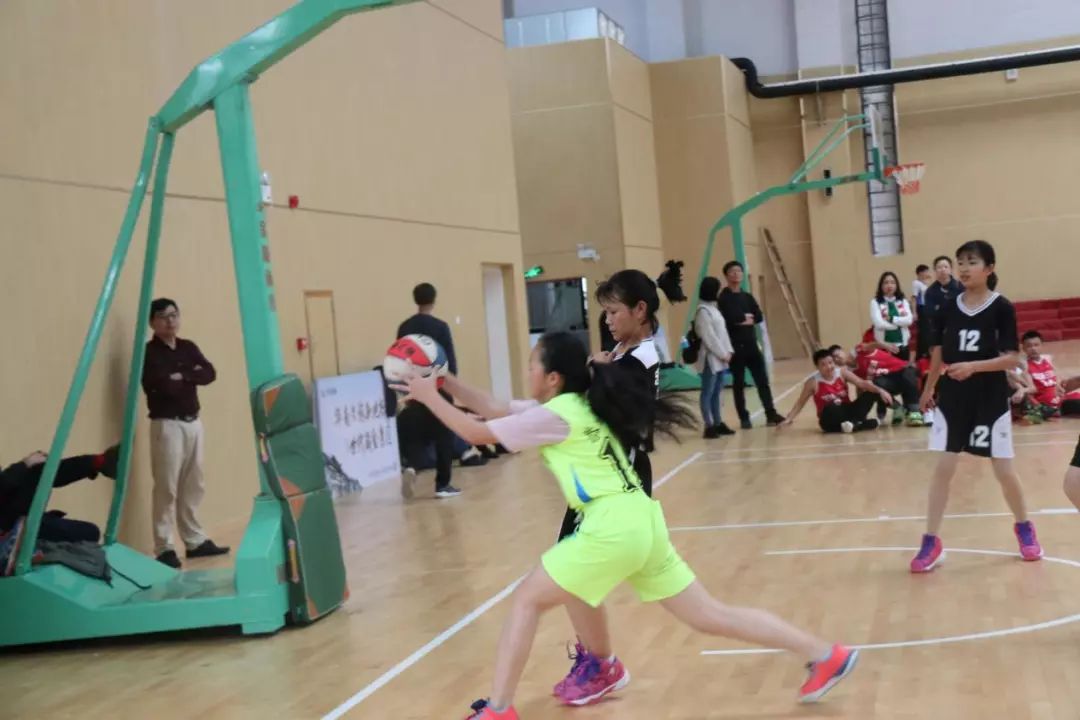 气势如虹成功卫冕|恭城二小再夺桂林市小学生篮球赛冠军