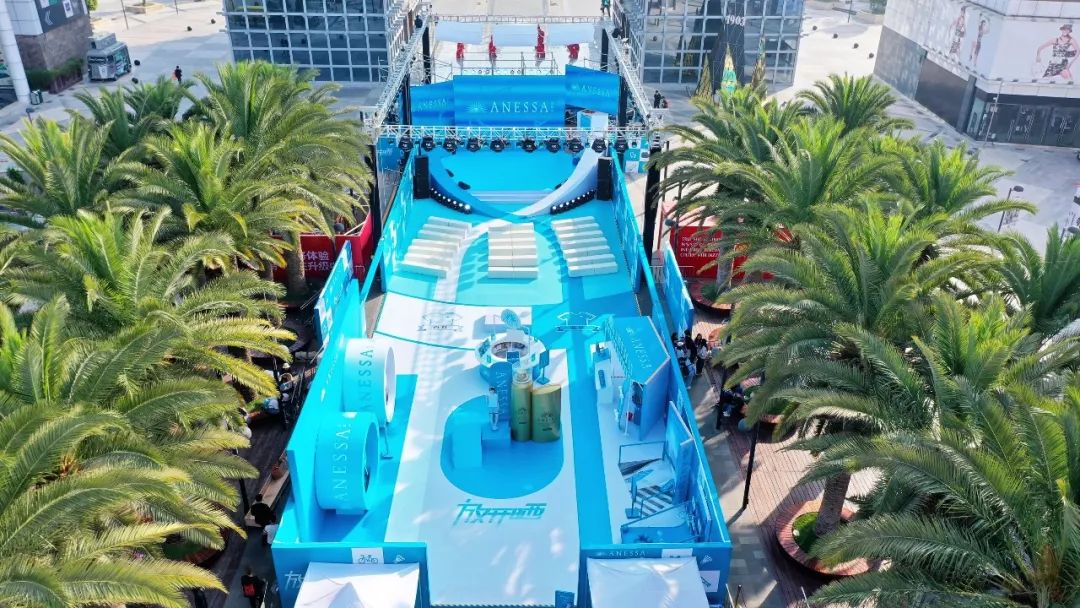 青春这个东西一文不值,青春这东西好像怎样看都会被辜负