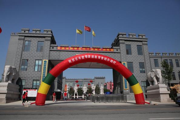 厂家直接卖给客户的模式,厂家直接卖给消费者还是找经销商