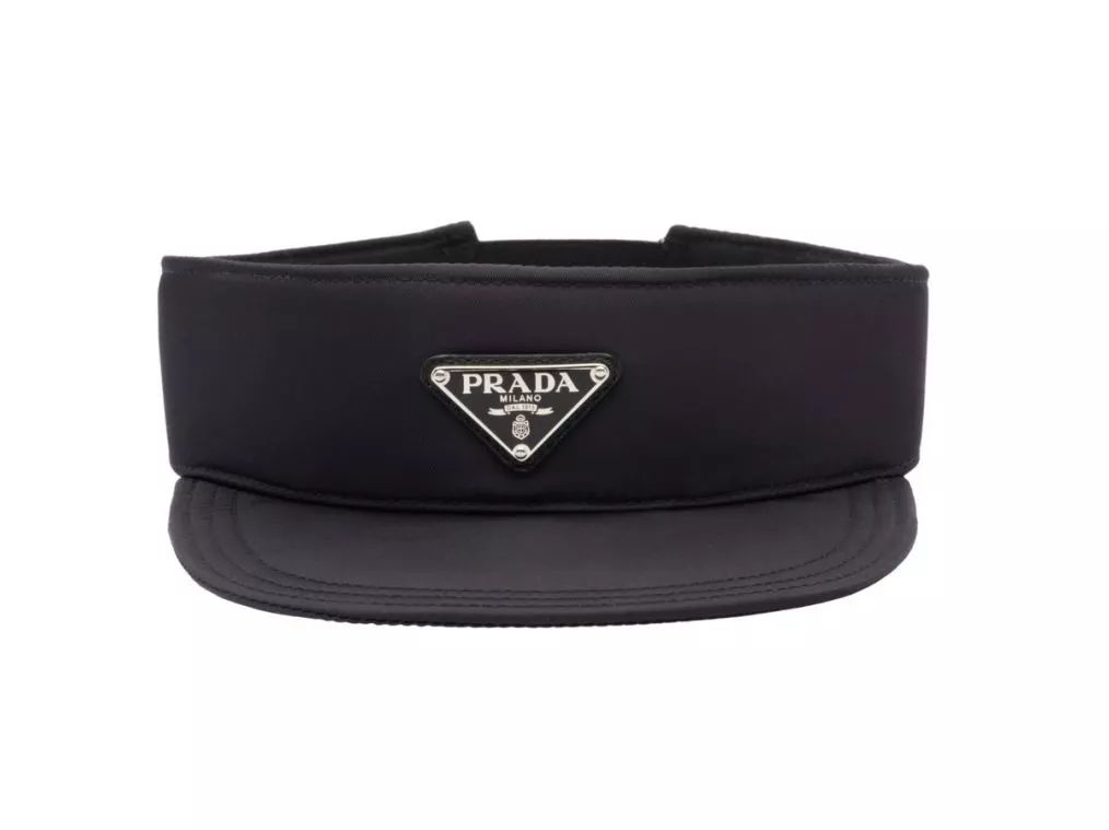 赫本的100顶帽子,为什么买100顶帽子