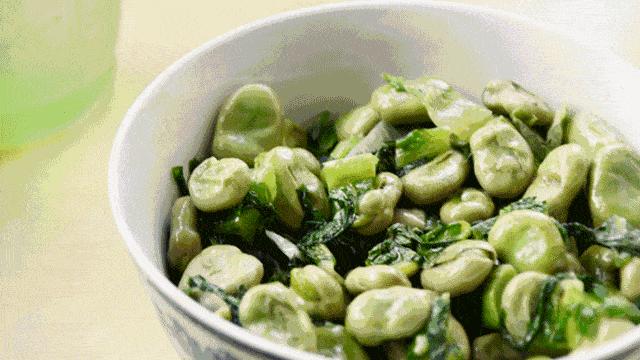 6岁男孩吃了这道菜被抢救,4岁男童吃饭中毒死亡