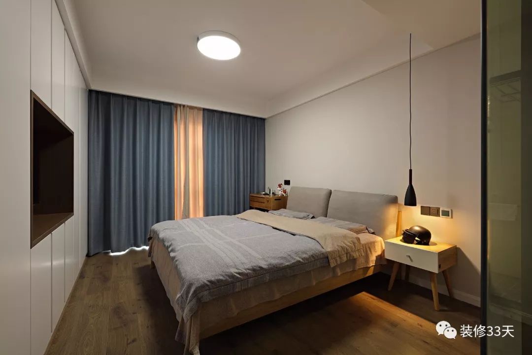 电视墙整面柜带隐形门小户型,四室高级感隐形门电视墙