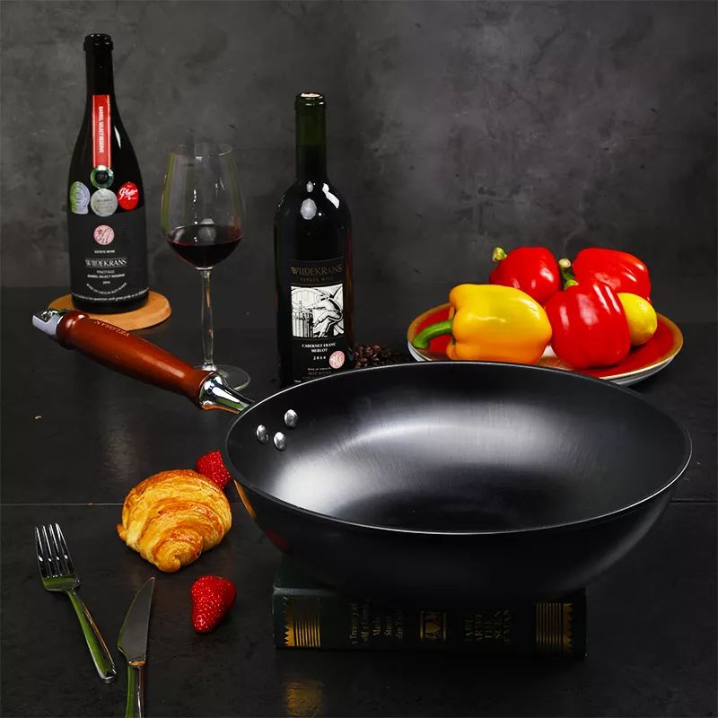 古法手工铸铁锅,真正的无涂层铸铁锅