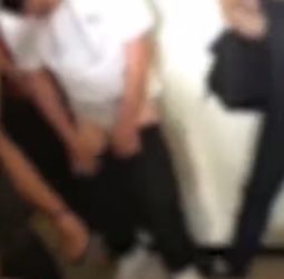 网曝闹婚伴娘事件,广东佛山婚礼伴娘被压床