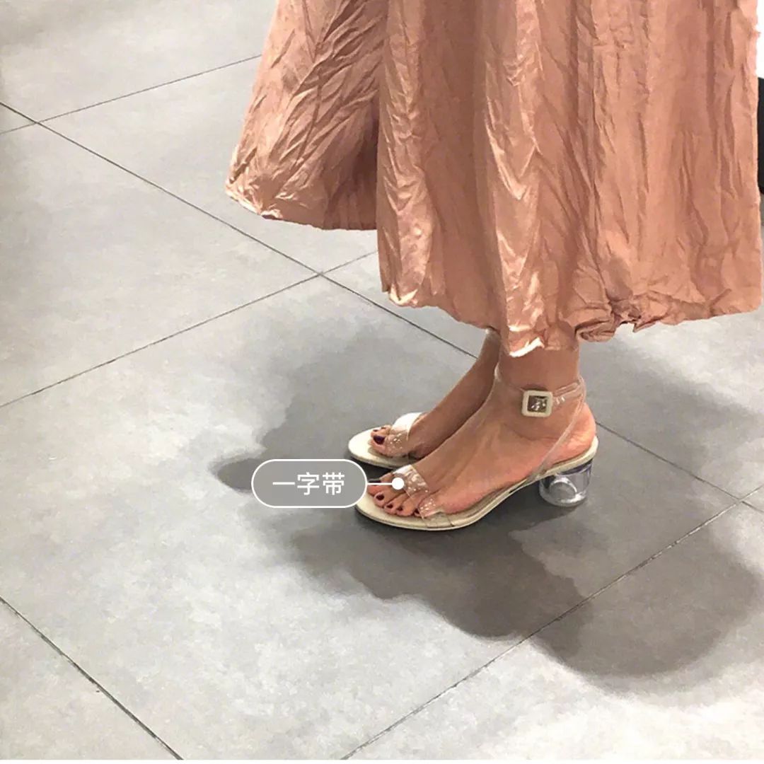 今夏最值得入手的4双网红凉鞋,今年最流行的三双凉鞋