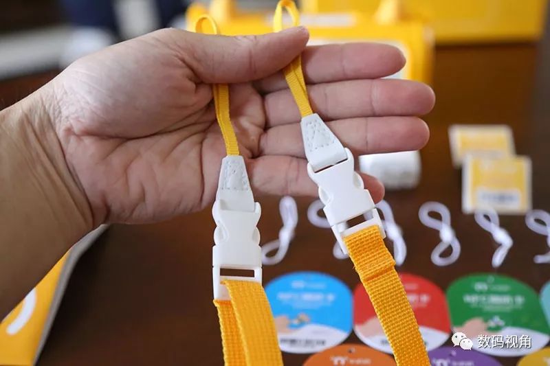 牛听听熏教机和火兔故事机哪个好,牛听听儿童智能熏教机便携版