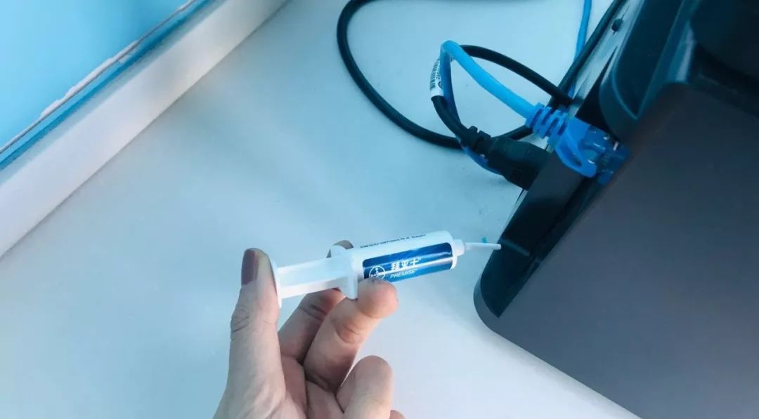 家里有蟑螂怎么样才能把它给消灭,家里有蟑螂用什么东西来消灭它