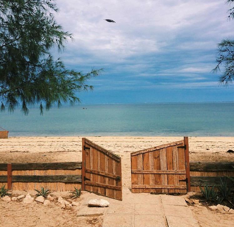 电子签又一国！海景堪比马代，物价却比泰国还低！直飞碾压朋友圈99%好友