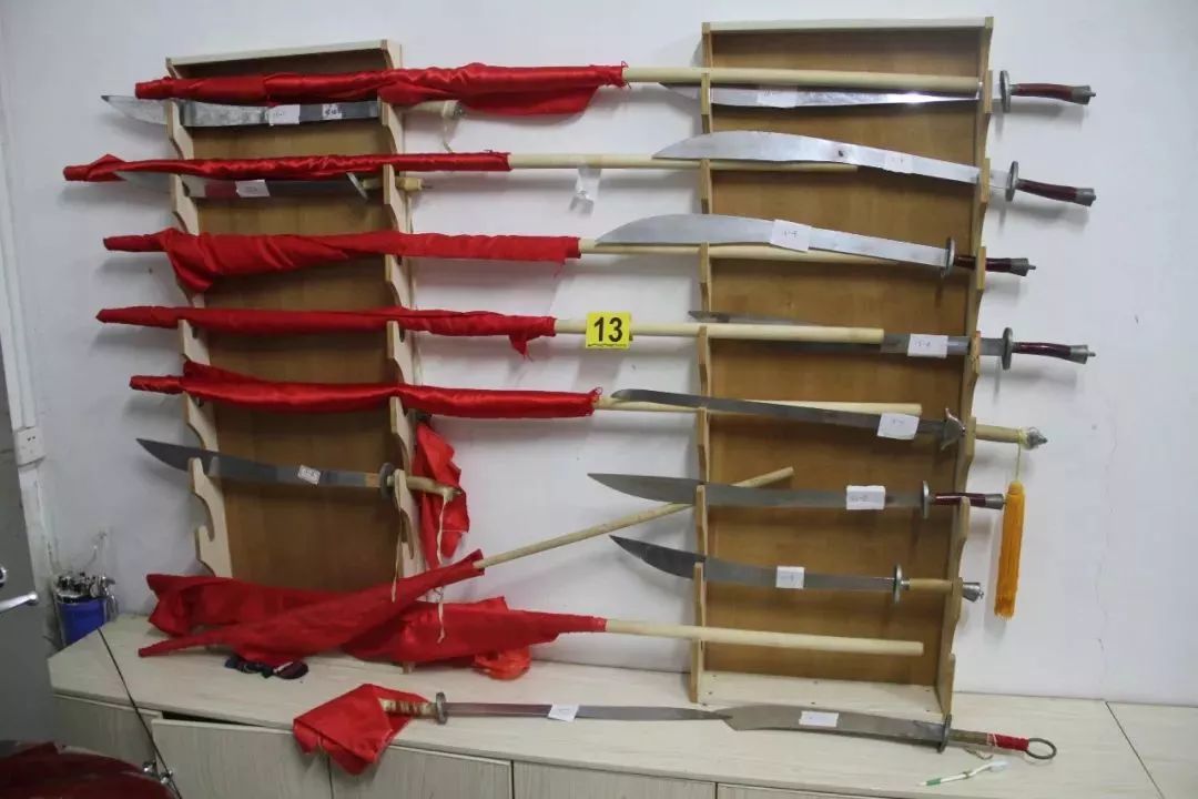 清远周某文谢某杰案情,清远周某文等人涉嫌套路贷