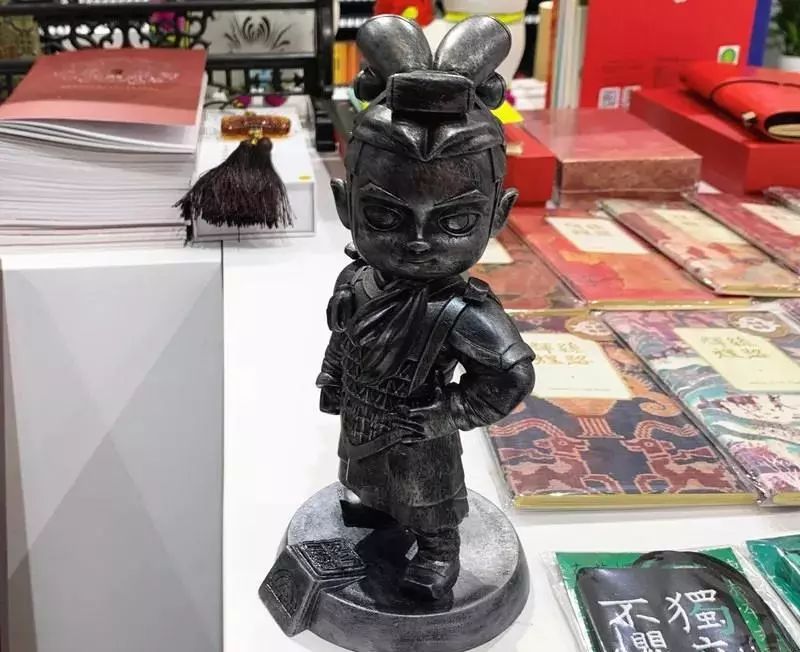 西安文创纪念品团扇,西安最近比较火的文创