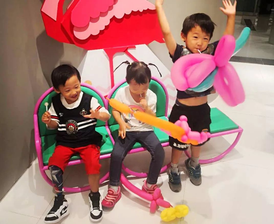 她地震中失去双腿,她在汶川地震失去双腿及女儿