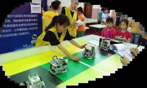 这个周末，到毅德城看机器人大赛，广西乃至东盟国家的高手都来了