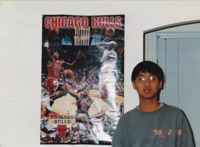 她地震中失去双腿,她在汶川地震失去双腿及女儿