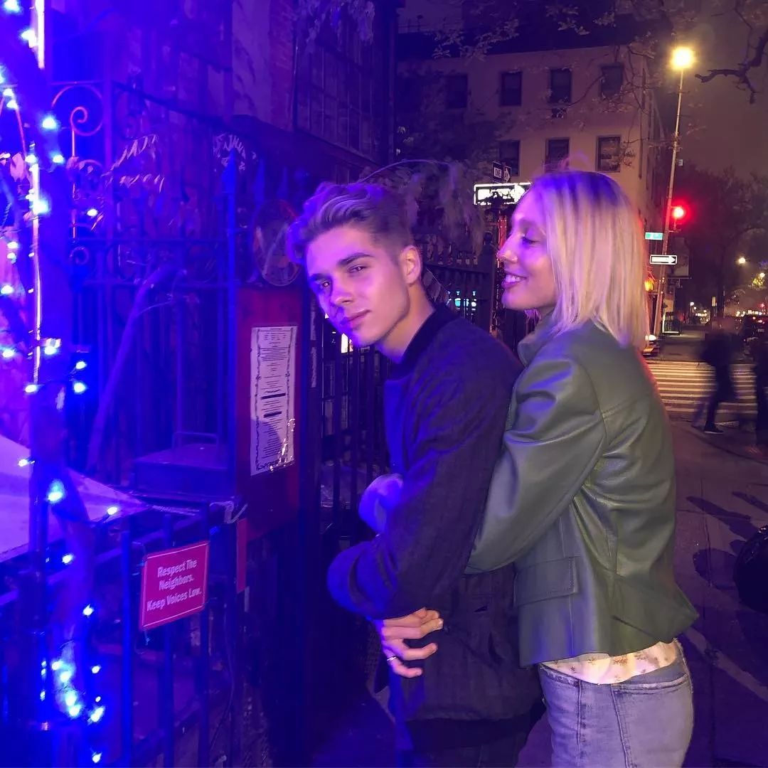 欧洲王室贵族男照片,欧洲单身男人照片