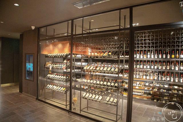 浦东新地标480米,上海浦东逛吃一条街