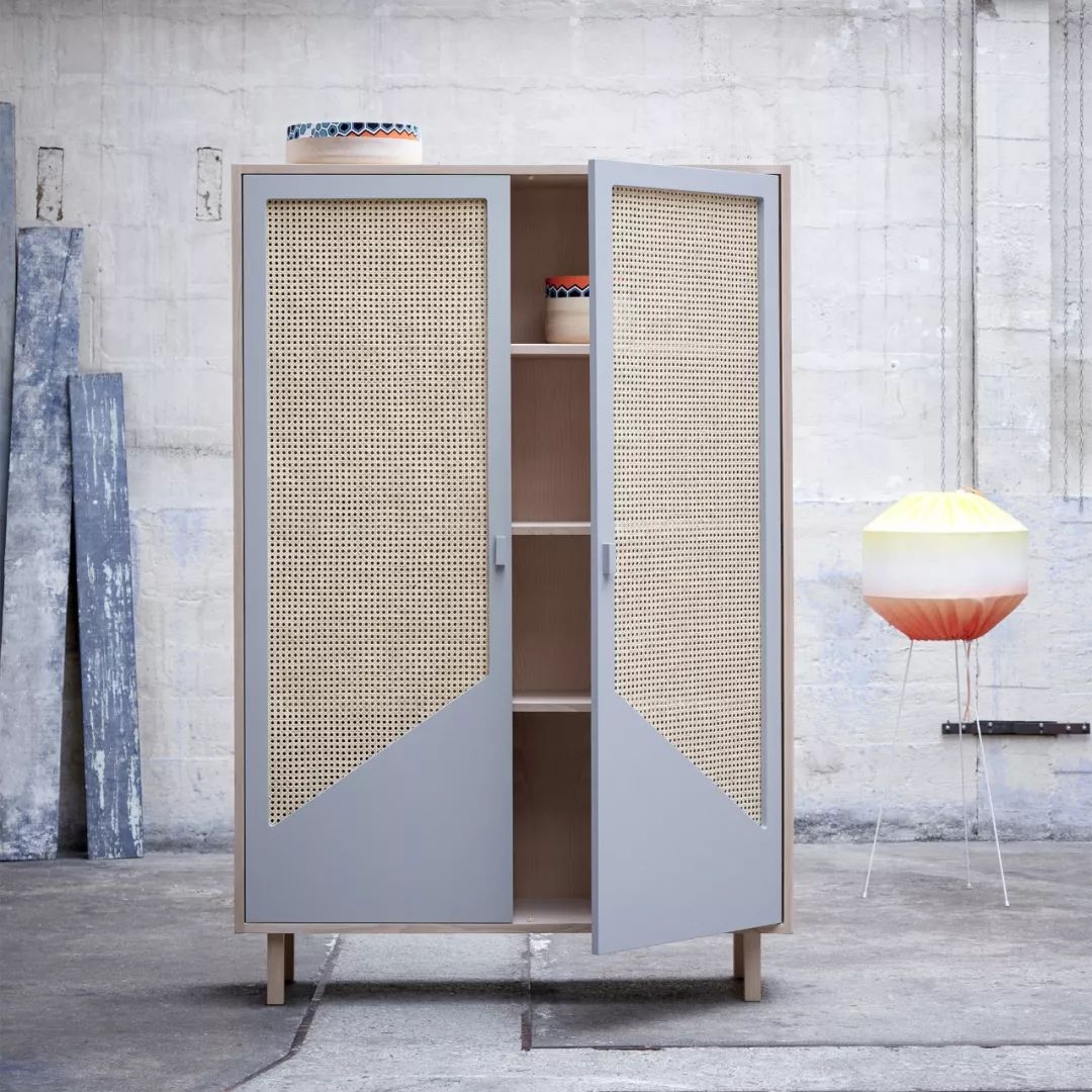 年轻人开始买藤编家具了？因为他们想回家养老了…