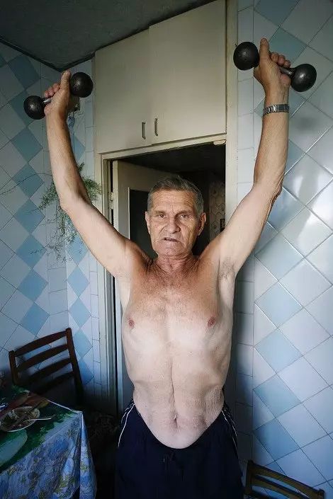 切尔诺贝利清理屋顶的士兵,切尔诺贝利清理石墨的士兵