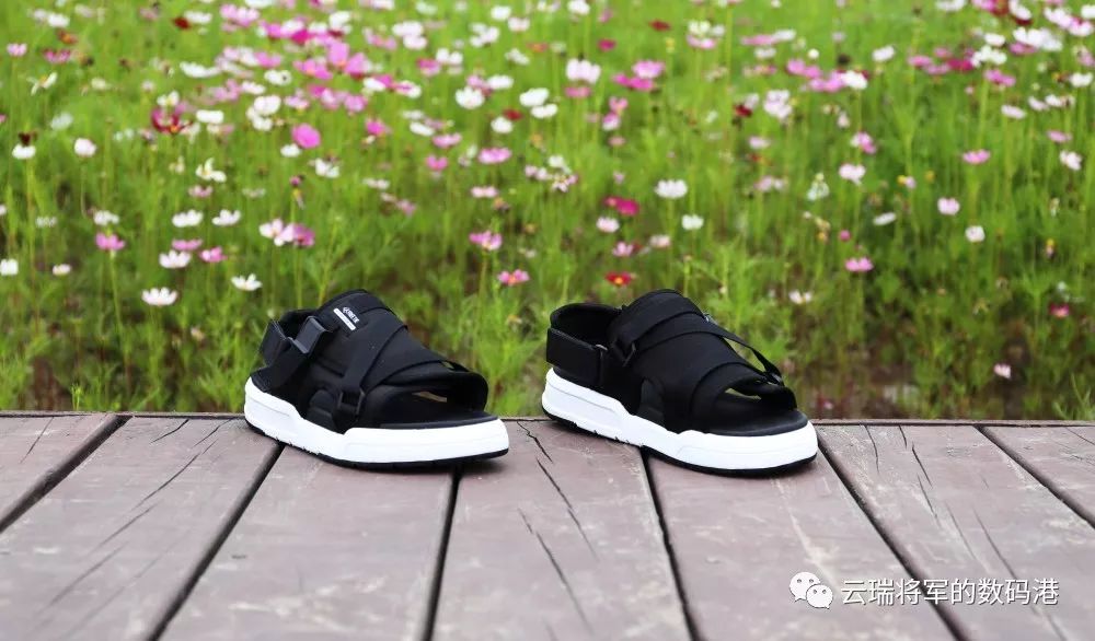 走出自己的品味——FREETIE两穿休闲凉鞋体验