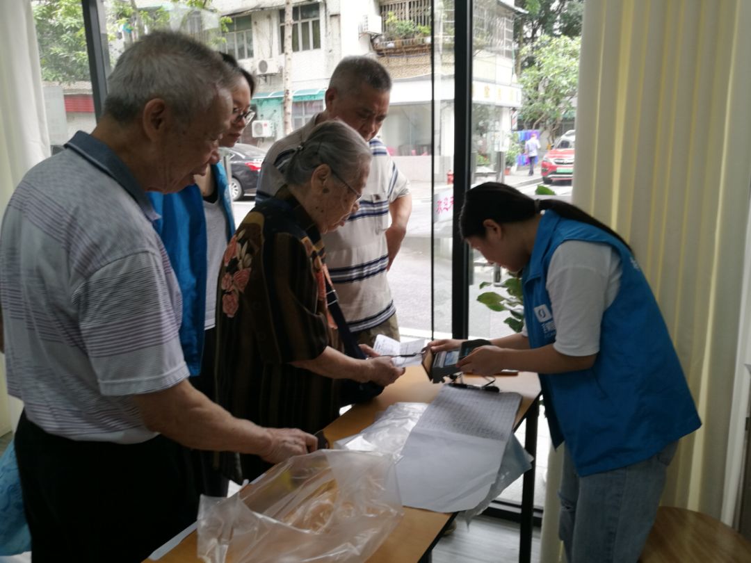 开饭啦日常工作餐,广州长者饭堂配餐点