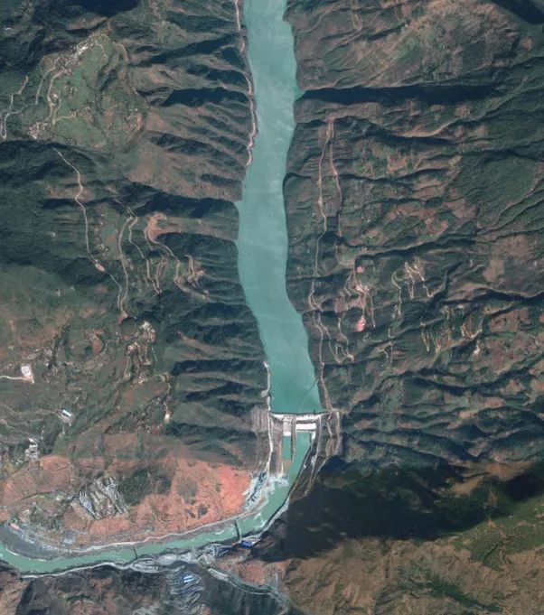 剑桥博士震撼长文视频,剑桥大学博士发表长文