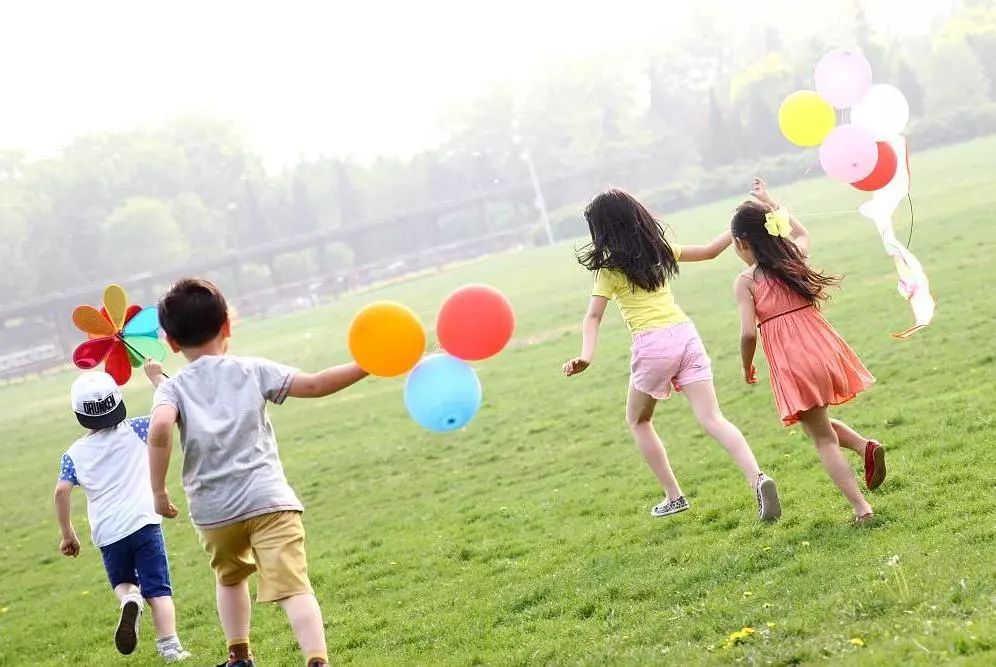 六一儿童节陪孩子们一起过,将这份快乐献给六一儿童节