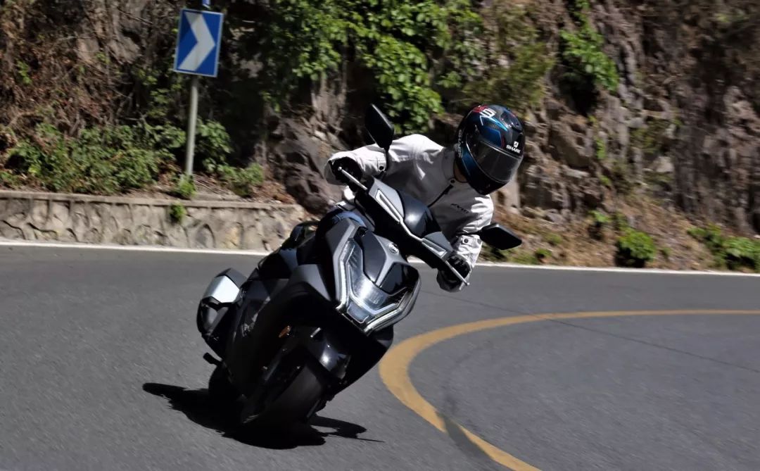 2020款三阳fnx150百公里,三阳fnx1502019款踏板车