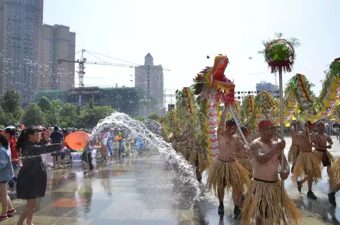 端午节去哪里旅游有赛龙舟,端午划龙舟去哪玩好
