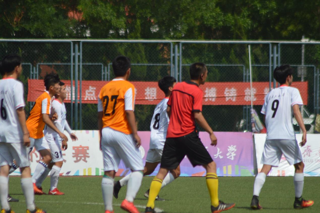济南长清第一届大学生文化艺术节足球联赛燃情角逐