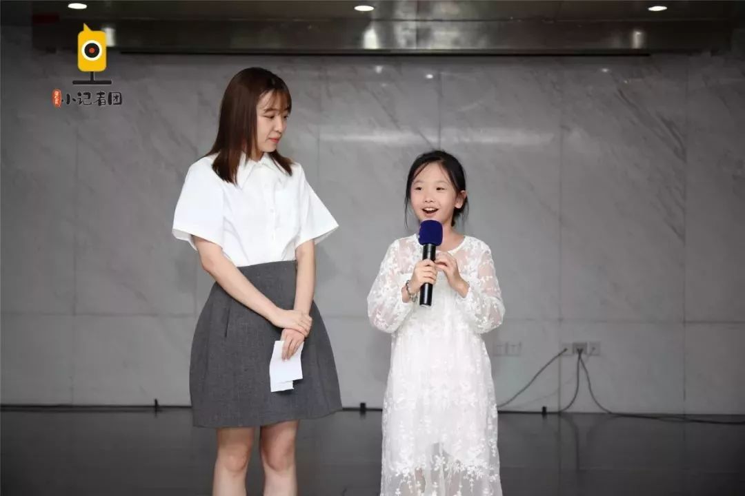 FM91.2蒲公英小记者团开团啦!首期实践带孩子探秘郑州电台