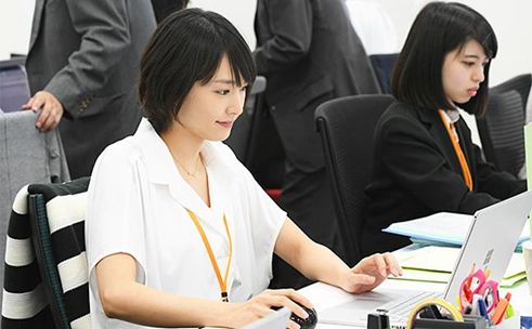 5万人怒打五星的年度爆款,冲女主颜值,我也必须安利