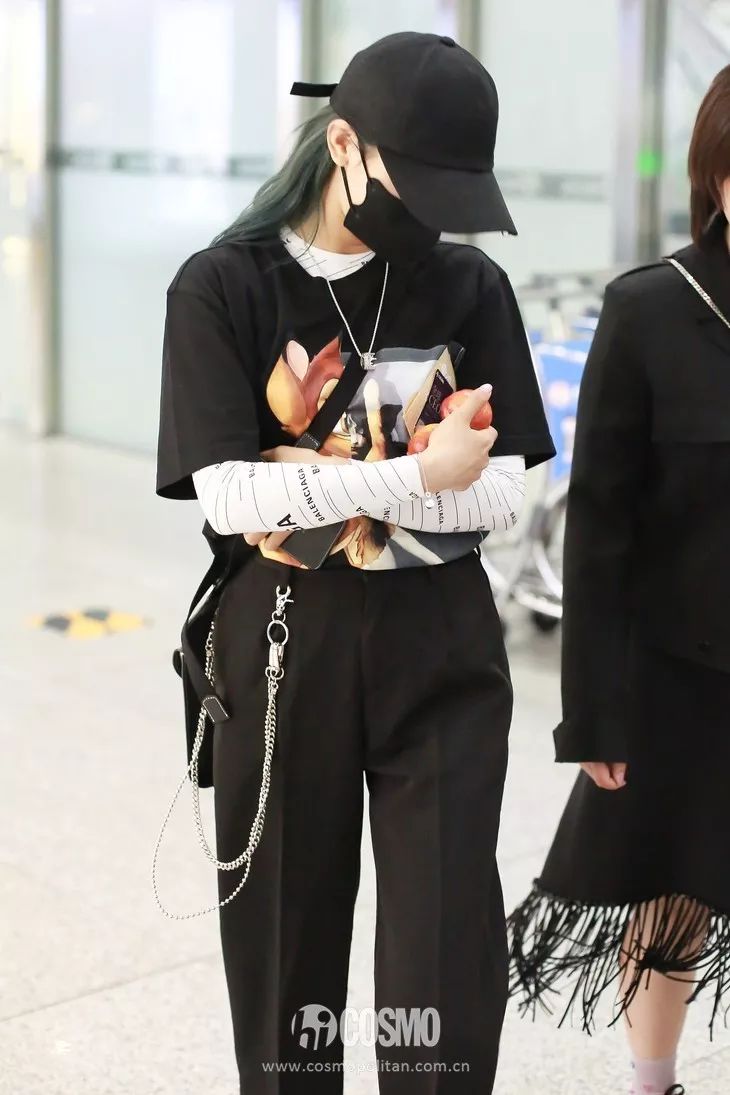 超越妹妹的视频,超越妹妹出道以前照片