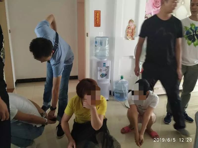 警银协作抓获电信诈骗嫌疑人标题,大悟籍电信诈骗网上通缉人员名单