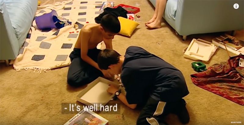 没有大人只有孩子一起住,没大人管的小孩