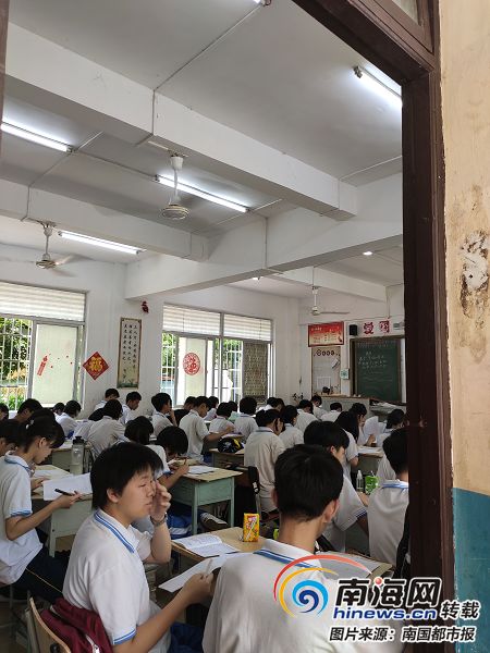 怎样给教室降温,学校里怎么降温