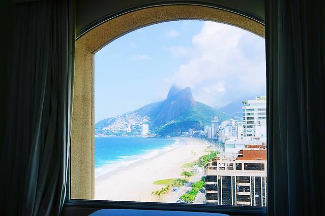 巴西是怎么成为足球王国的,巴西足球王国