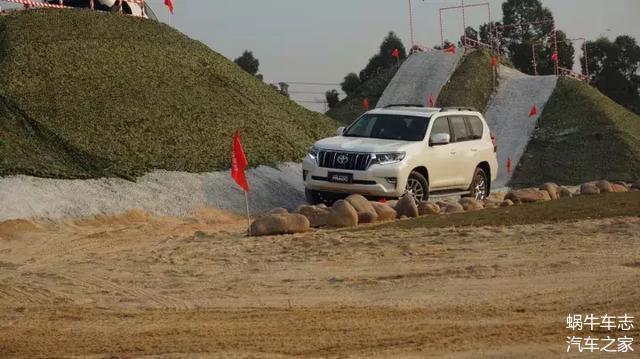 丰田lc95是陆巡还是霸道,丰田十大越野车