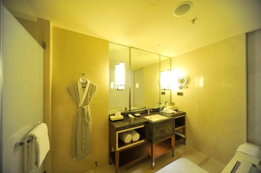 知名酒店卫生堪忧,近20家五星级酒店卫生乱象曝光