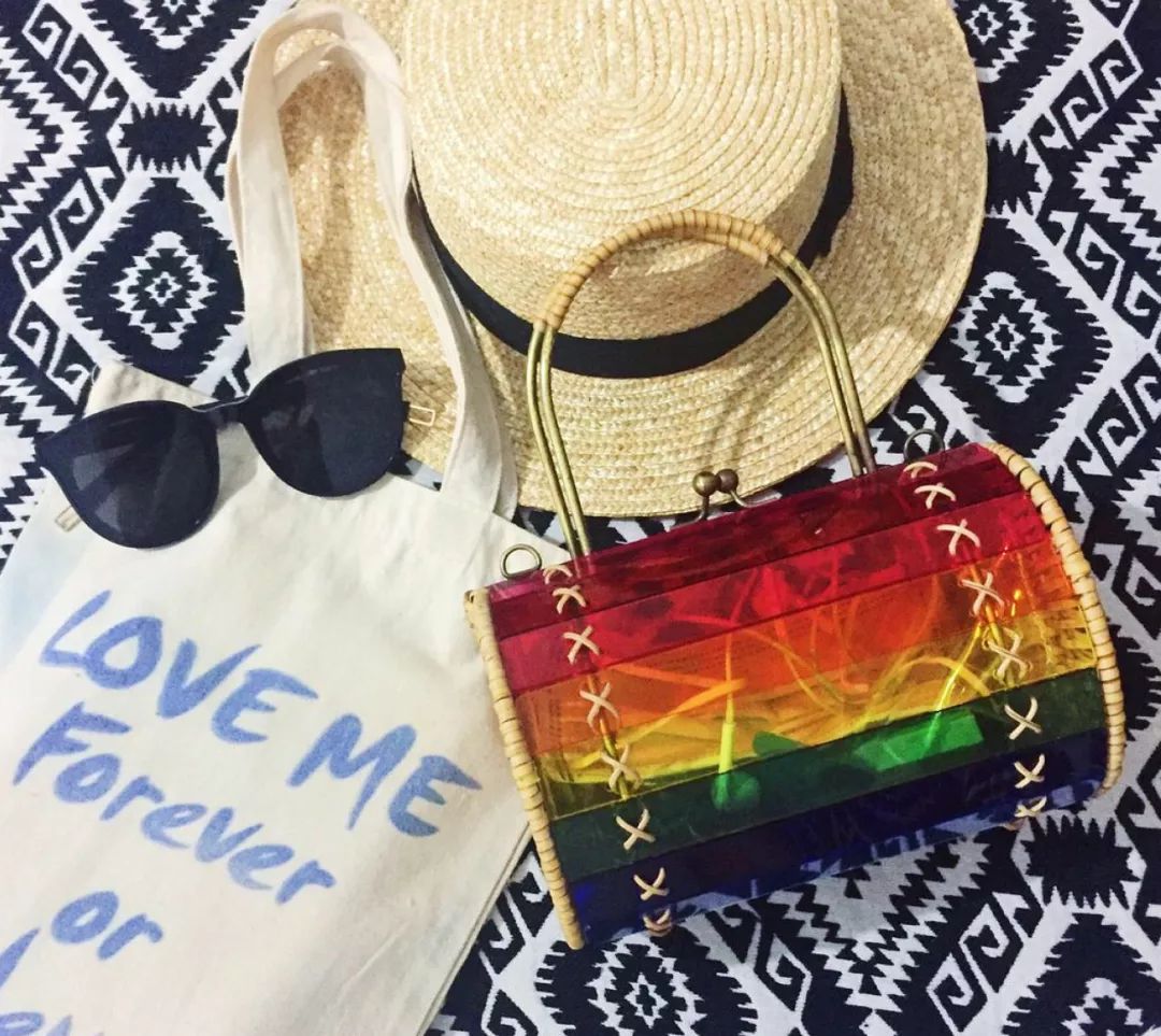 不是菜篮子不好看,这50款明星潮人都爱的草编包,才没有过时