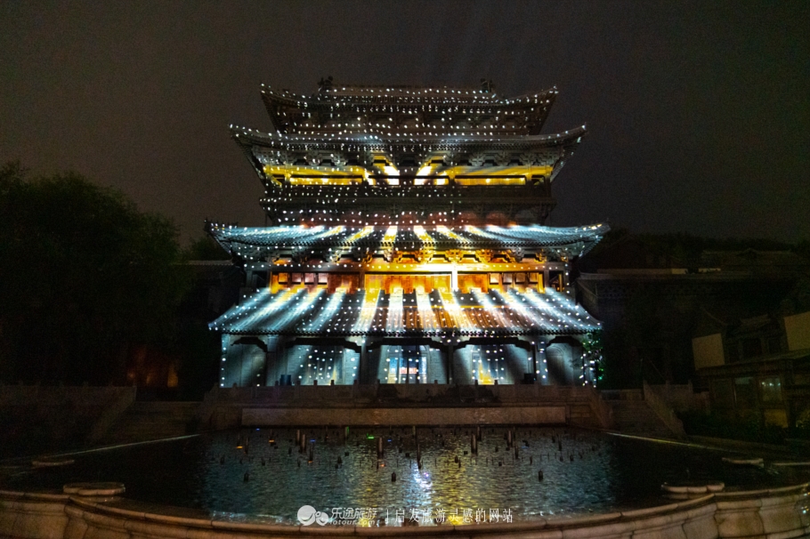 提灯游司马台长城,看古北水镇的温婉夜