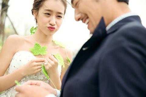 青岛婚纱照摄影推荐哪家好,厦门旅拍婚纱多少价格