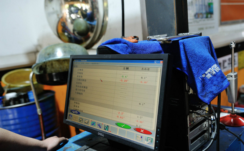 途观l换胎视频,途观l换胎