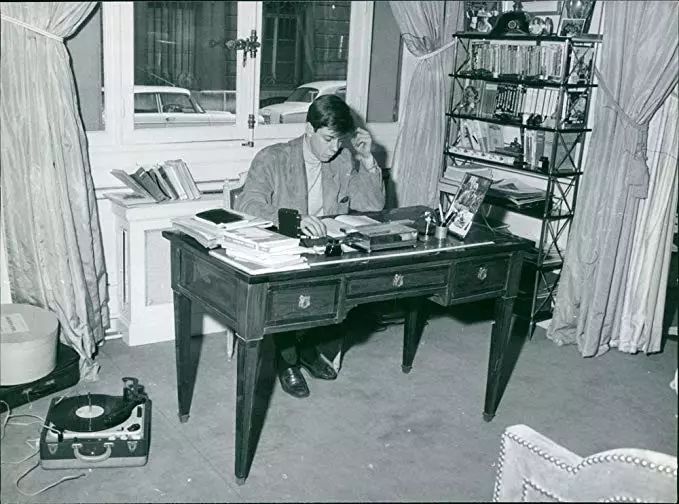 这位香奈儿的死对头，与迪奥先生齐名，打造出最原汁原味的法式优雅