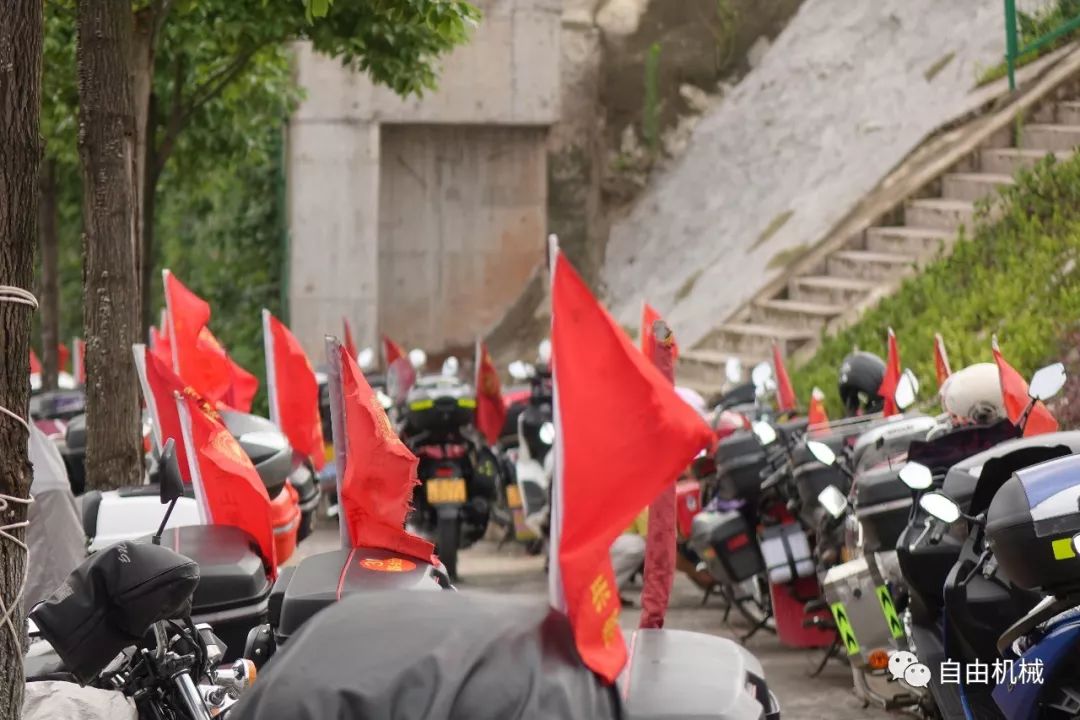 小小的山城,小小山城