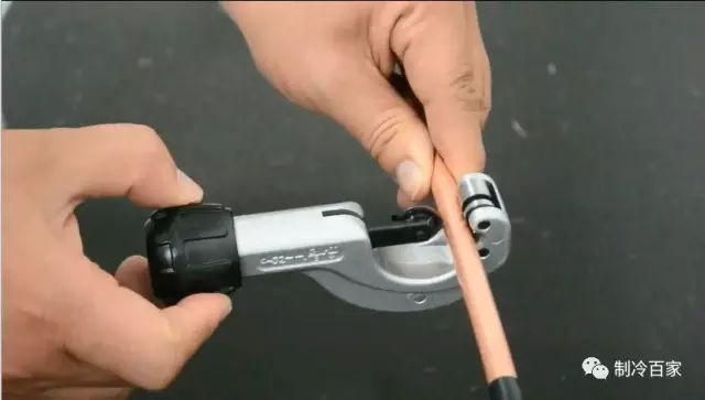 变频空调移机后再安装步骤教程,空调移机安装详细教程新手必看