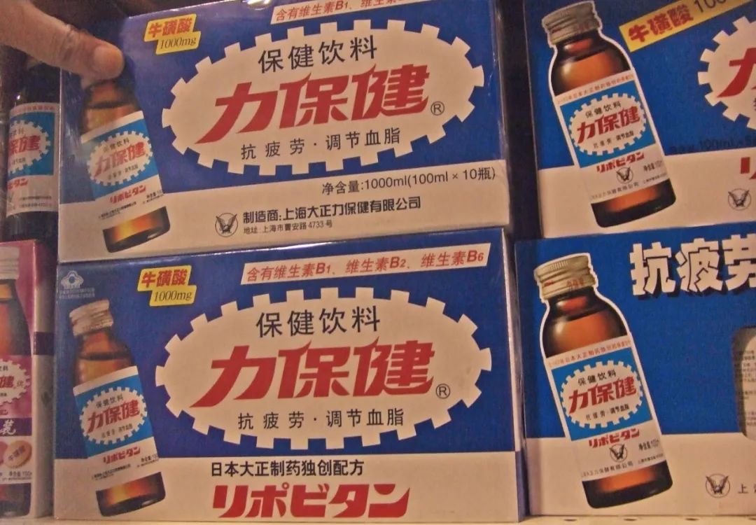 摇滚歌手、大学教授、收藏家,泰国华裔“斜杠”亿万富豪的酷玩人生