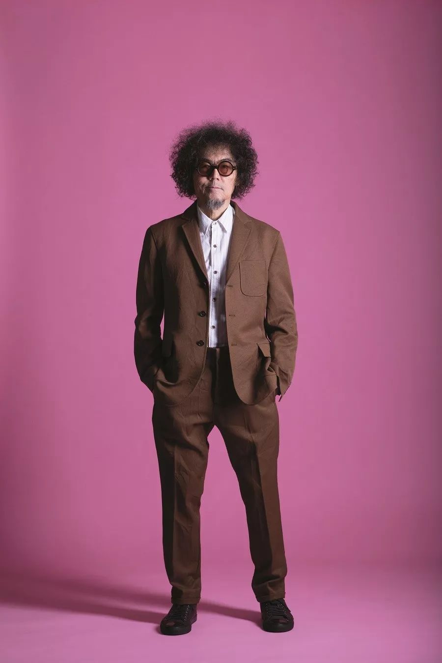 摇滚歌手、大学教授、收藏家,泰国华裔“斜杠”亿万富豪的酷玩人生