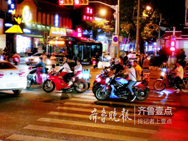 寻刺激炸街扰民5名青少年被拘留,为寻求刺激被拘留寻衅滋事